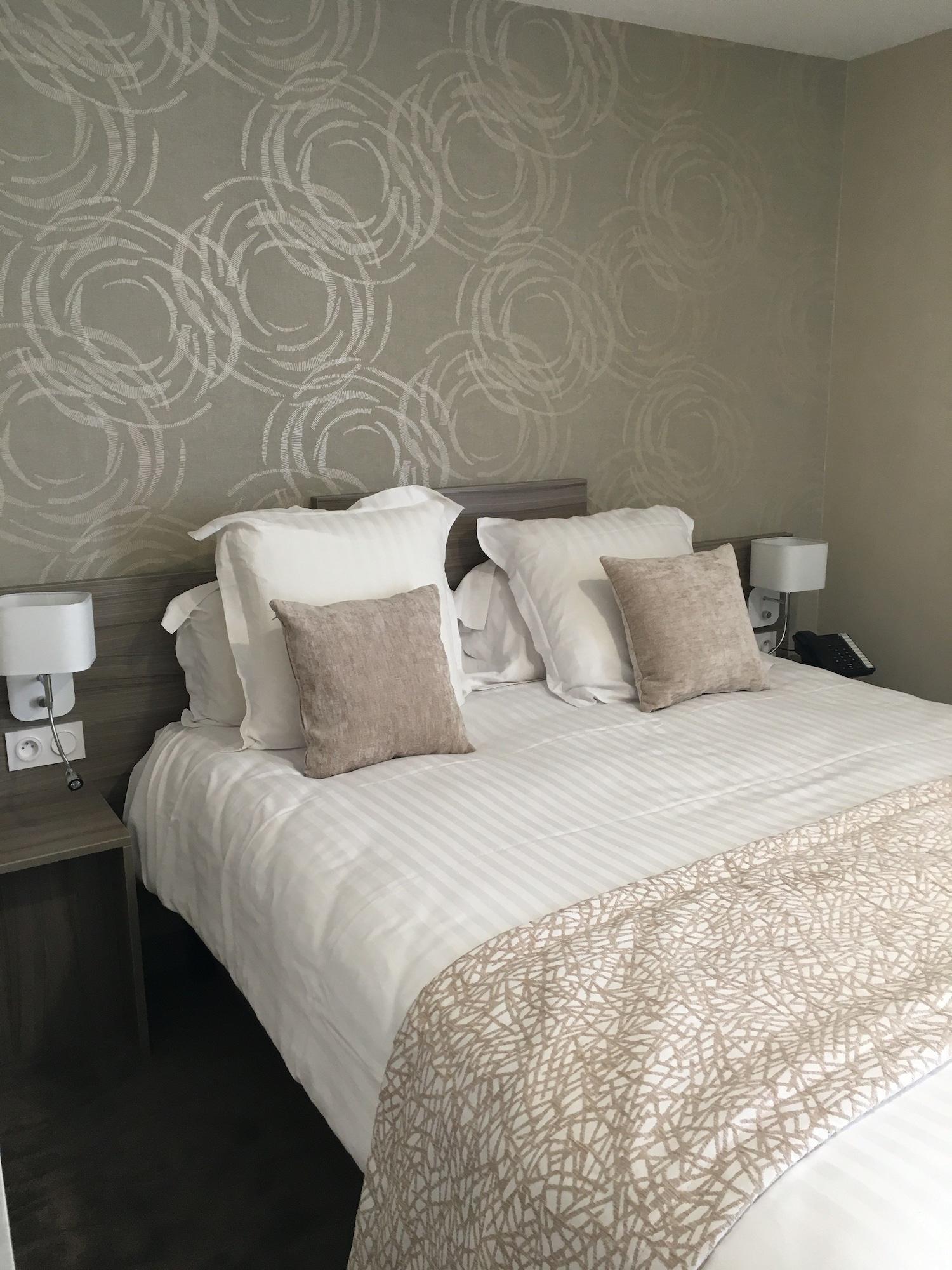 Hotel De Brunville & Spa Bayeux Bagian luar foto