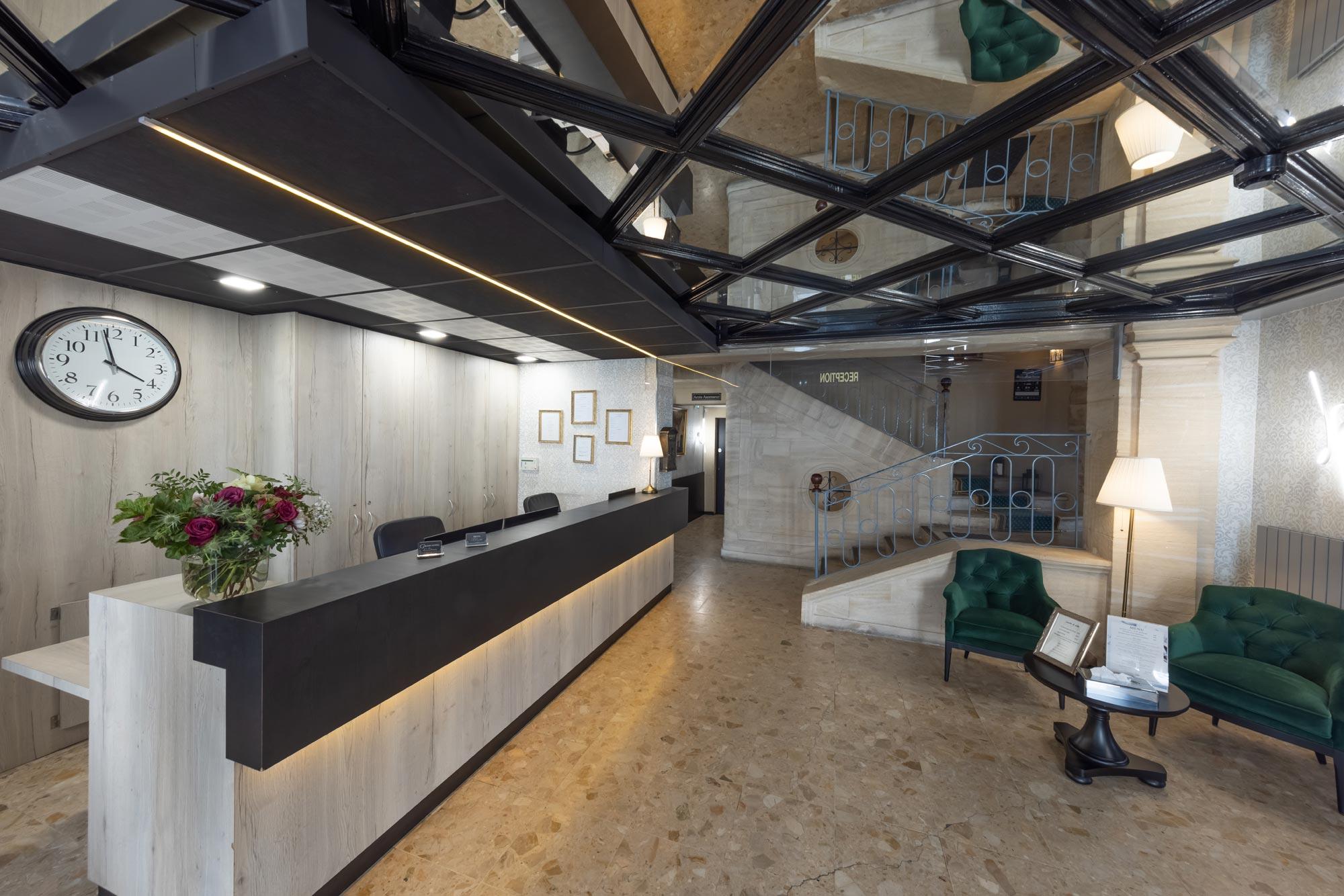 Hotel De Brunville & Spa Bayeux Bagian luar foto