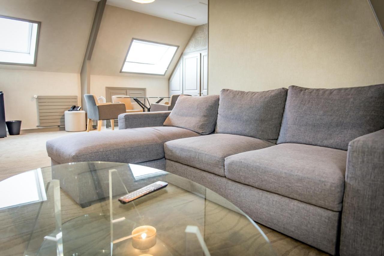 Hotel De Brunville & Spa Bayeux Bagian luar foto