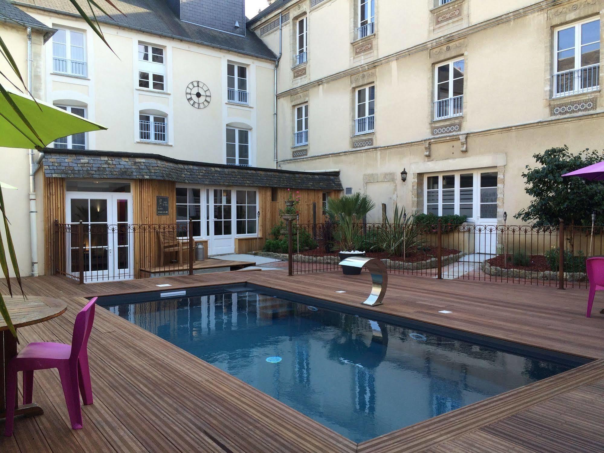 Hotel De Brunville & Spa Bayeux Bagian luar foto